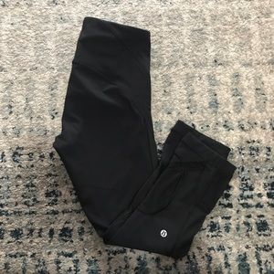 Lululemon Crop Legging Size 6 Black